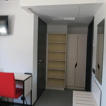 Kaeaeriku Hotel فندق 3*