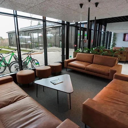 فندق Kaeaeriku Hotel Kääriku