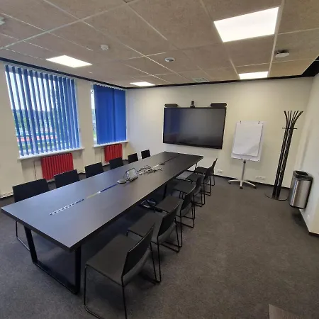 فندق Kaeaeriku Hotel Kääriku