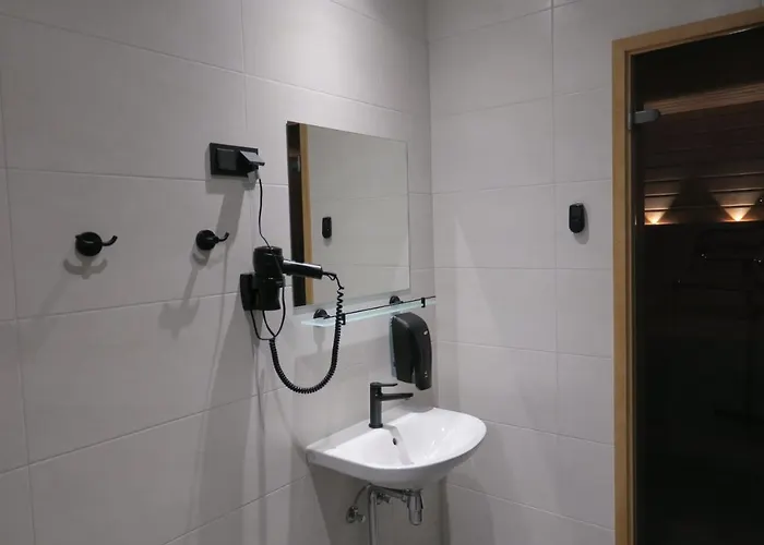 Kaeaeriku Hotel فندق