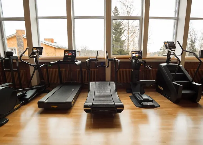 فندق Kaeaeriku Hotel Kääriku